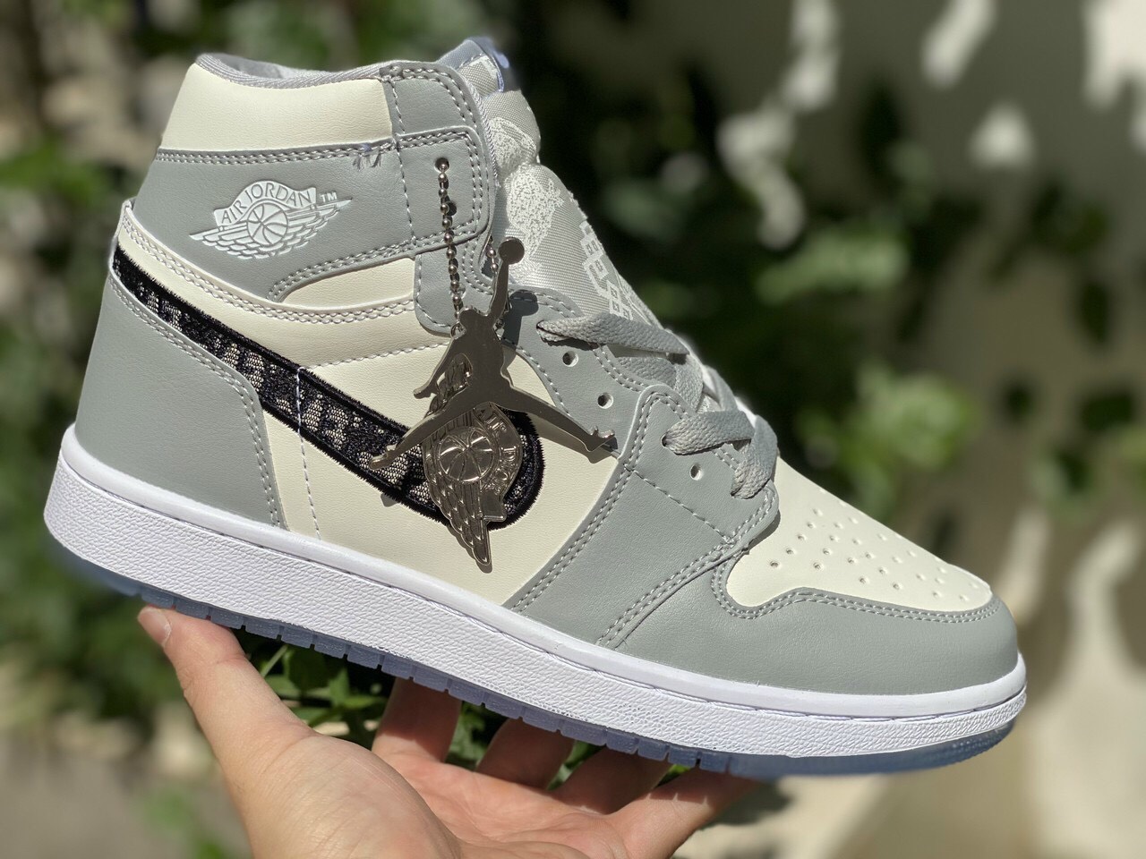 Fake Dior X Air Jordan 1 shoes seized in massive 43M Texas bust This is  how counterfeit footwear were found